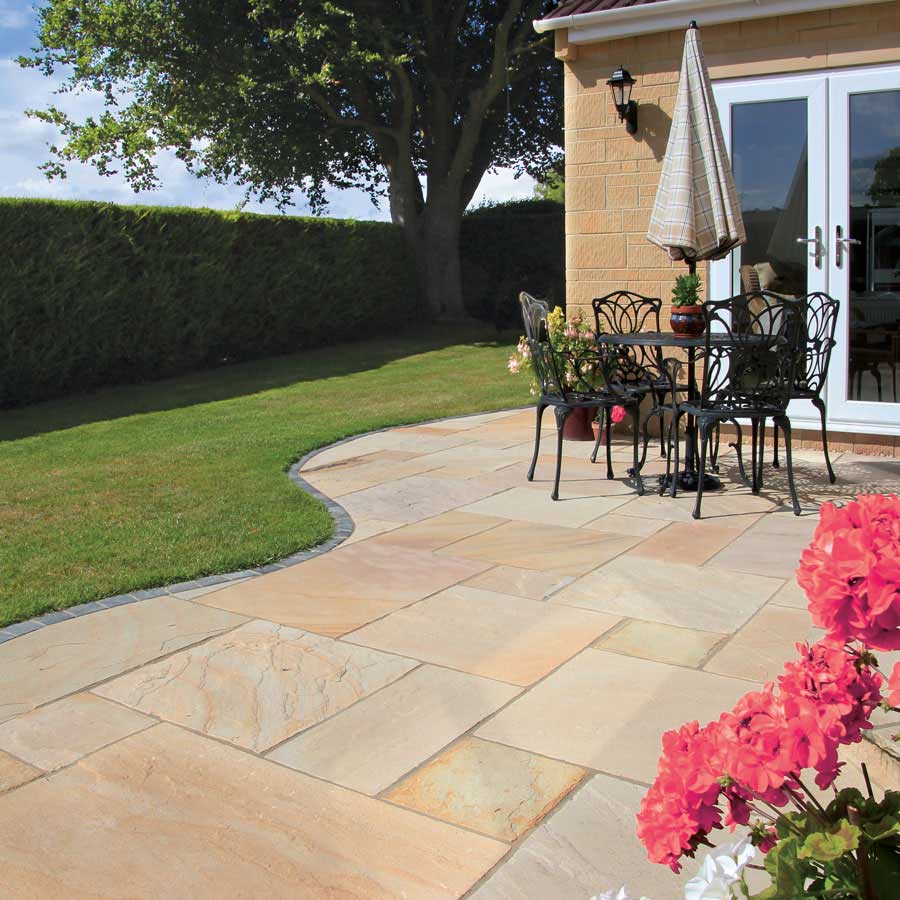 Pavestone Indian Golden Fossil Classic Sandstone Paving Patio Pack 20.7m2